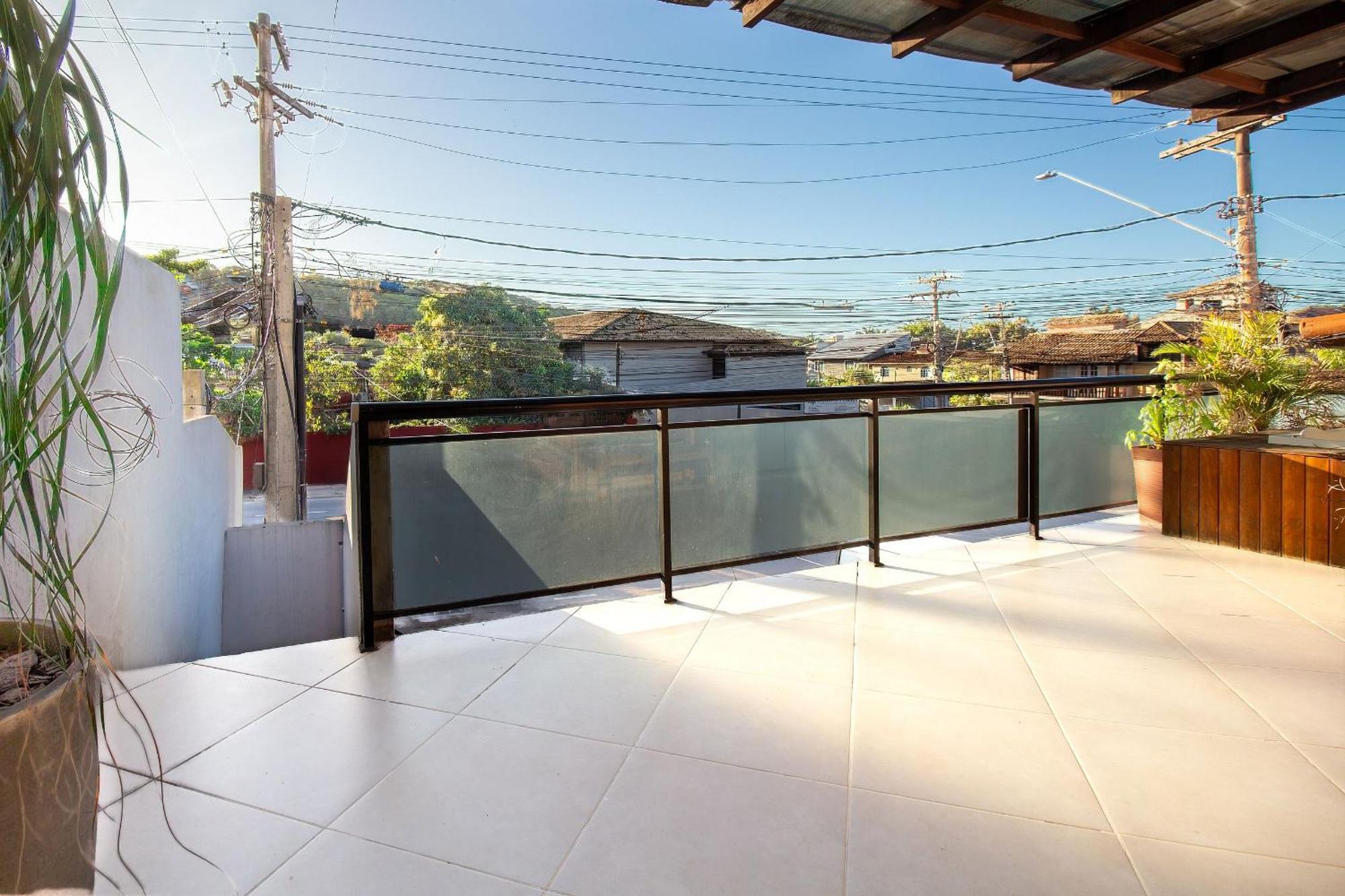 Apartamento Casa em Búzios com arquitetura industrial, sinuca e hidromassagem Exterior foto