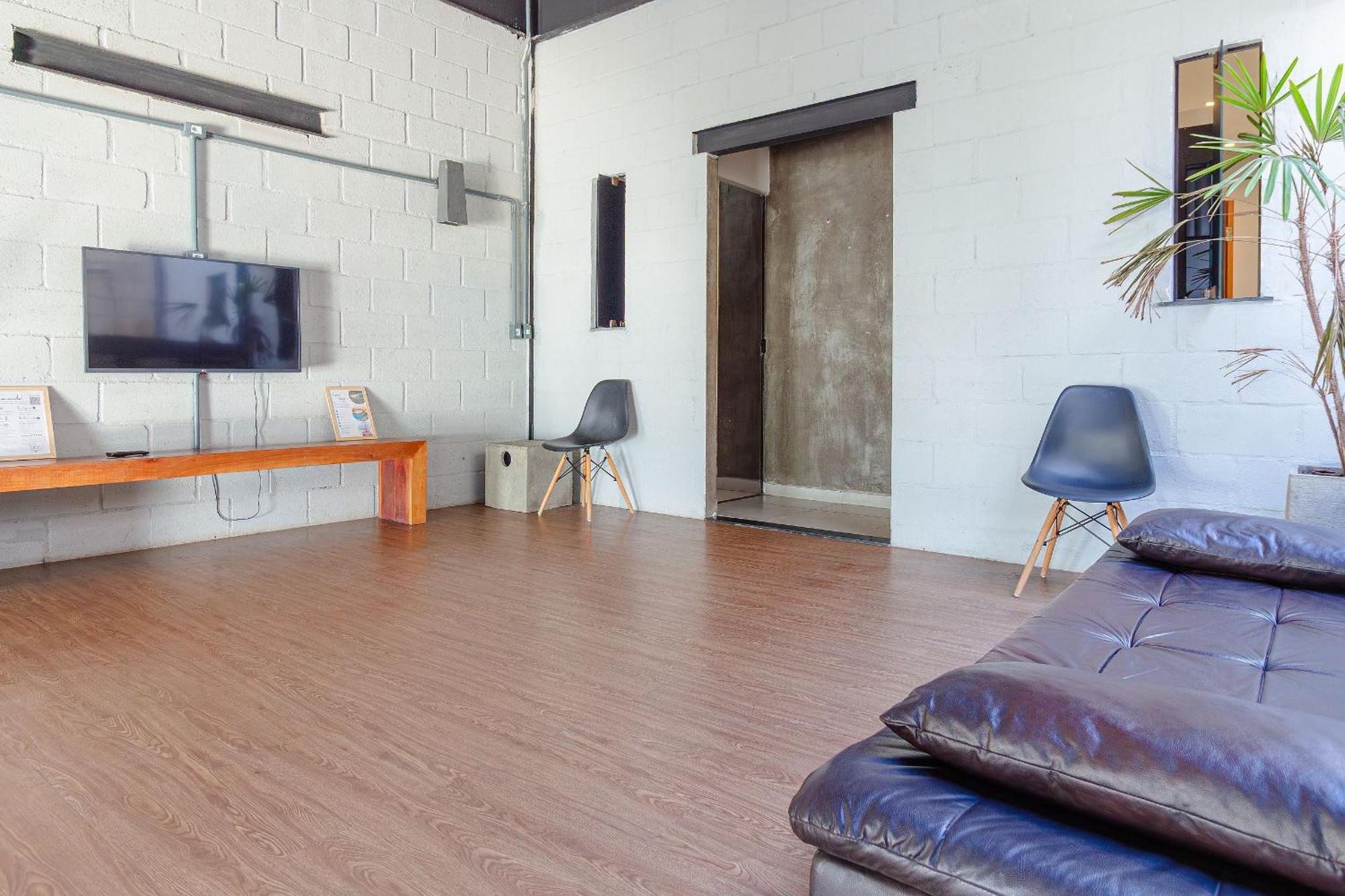 Apartamento Casa em Búzios com arquitetura industrial, sinuca e hidromassagem Exterior foto